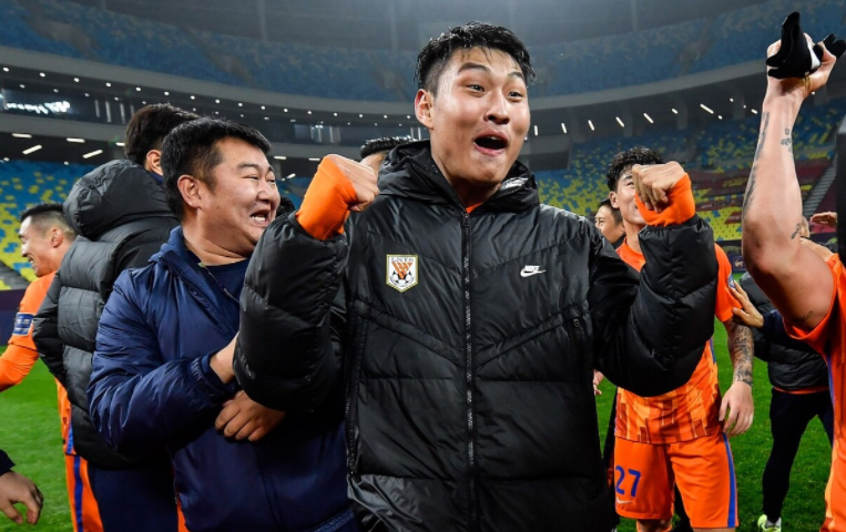 九游网页版入口-清晨芝加哥公牛调整名单以备中超，扳平良机环节打磨，球迷炸锅，数据趋势出现新变化(芝加哥公牛官网)